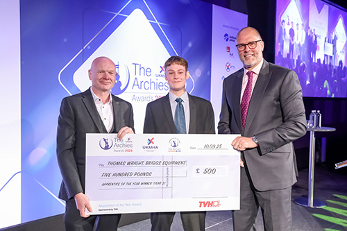 apprentice of the year 2 award