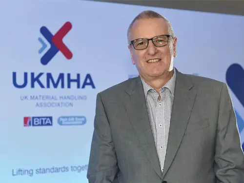 ukmha chief executie retire featured 01
